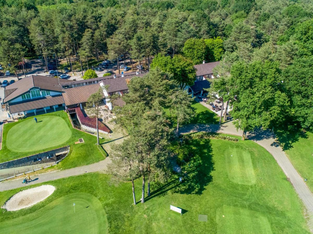 Golf Hotel La Pinetina Appiano Gentile Exteriör bild