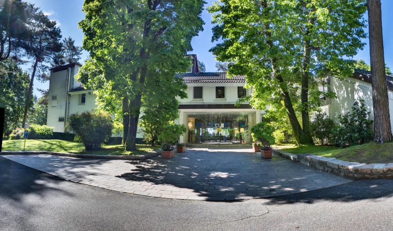 Golf Hotel La Pinetina Appiano Gentile Exteriör bild