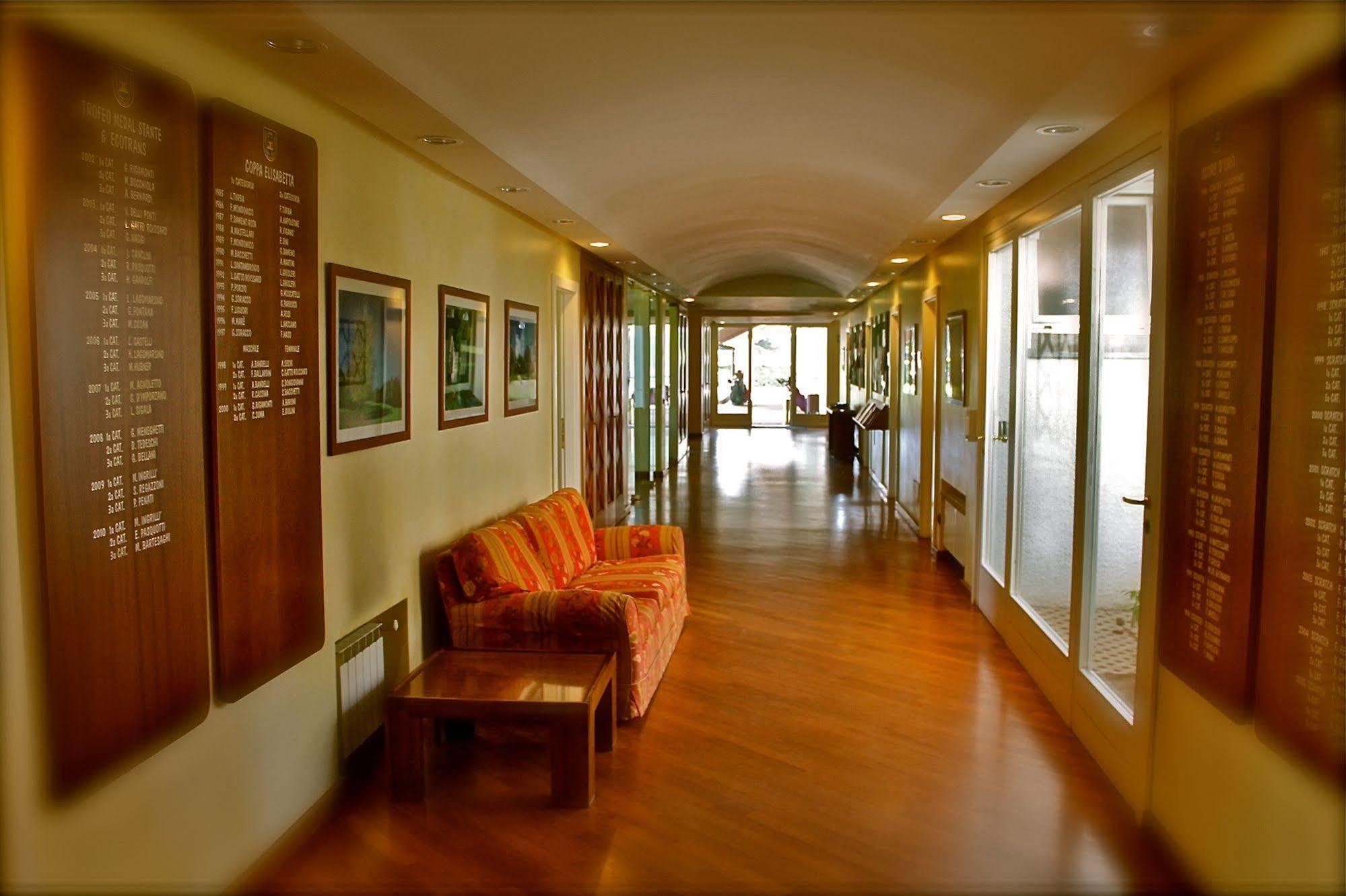 Golf Hotel La Pinetina Appiano Gentile Exteriör bild